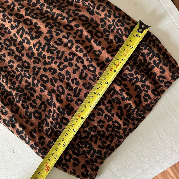 Women’s leopard romper size small - Picture 7 of 8
